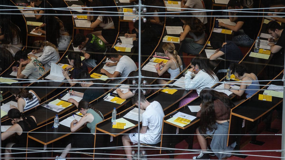 Pruebas de selectividad en la Universitat Pompeu Fabra de Barcelona