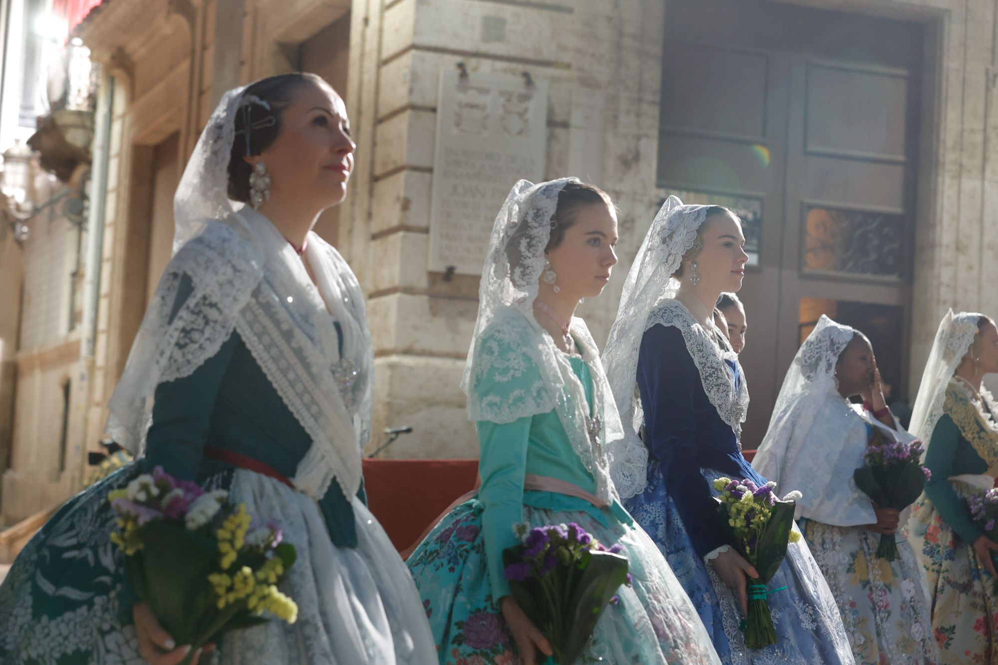 Todas las fotos de la Ofrenda del 17 de marzo por la calle San Vicente de 19:00 a 20:00 horas