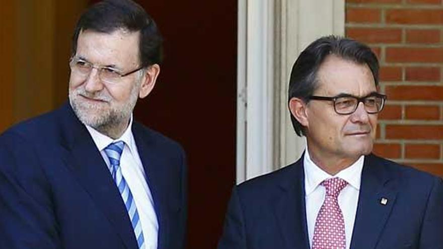 Rajoy y Mas, en una reunión en Moncloa.