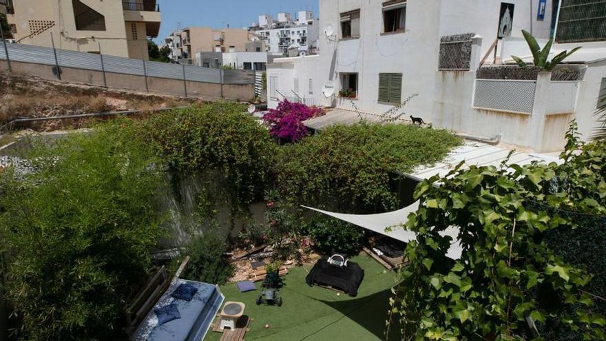 Pensión ‘okupa’ en Ibiza: 20 euros la habitación por noche