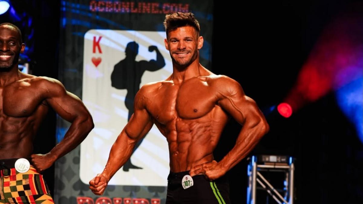 Ryan Moore, culturista natural competidor de OCB