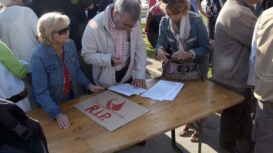 El primer dels atermanaments a Empuriabrava.