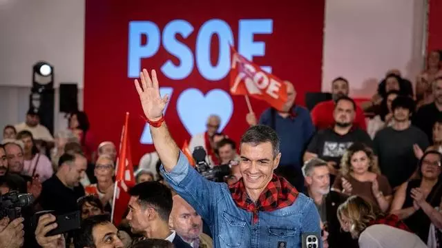 Pedro Sánchez inicia la precampaña en Zaragoza