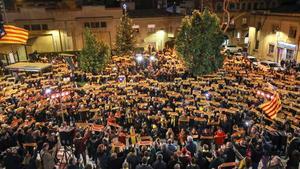 Concentración por la libertad de Oriol Junqueras en su municipio, Sant Vicenç dels Horts, en una imagen de archivo