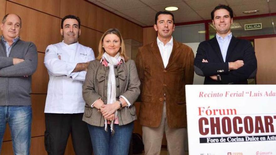 El fórum del chocolate de Gijón se presenta en Oviedo