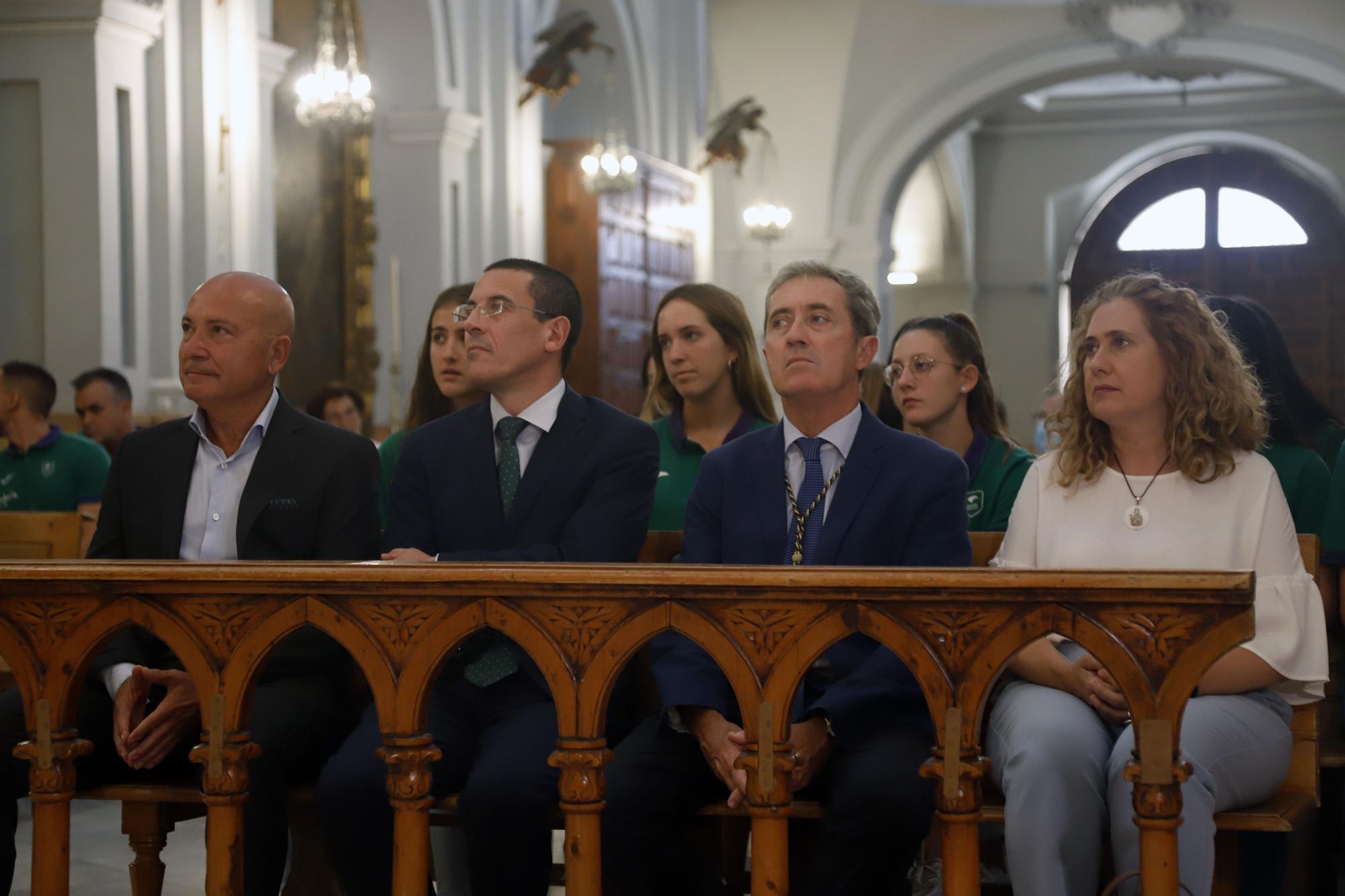 Ofrenda floral del Unicaja a la Virgen de la Victoria