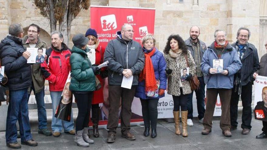 Integrantes de IU, en Santa Clara.