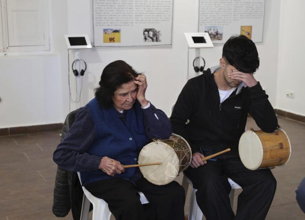 ‘Cantada’ tradicional 			en el Far de ses Coves Blanques