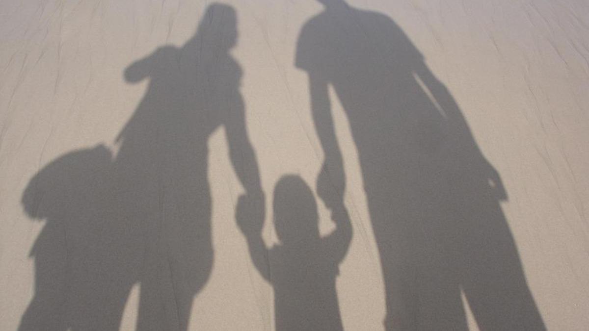 Imagen de archivo de una familia.