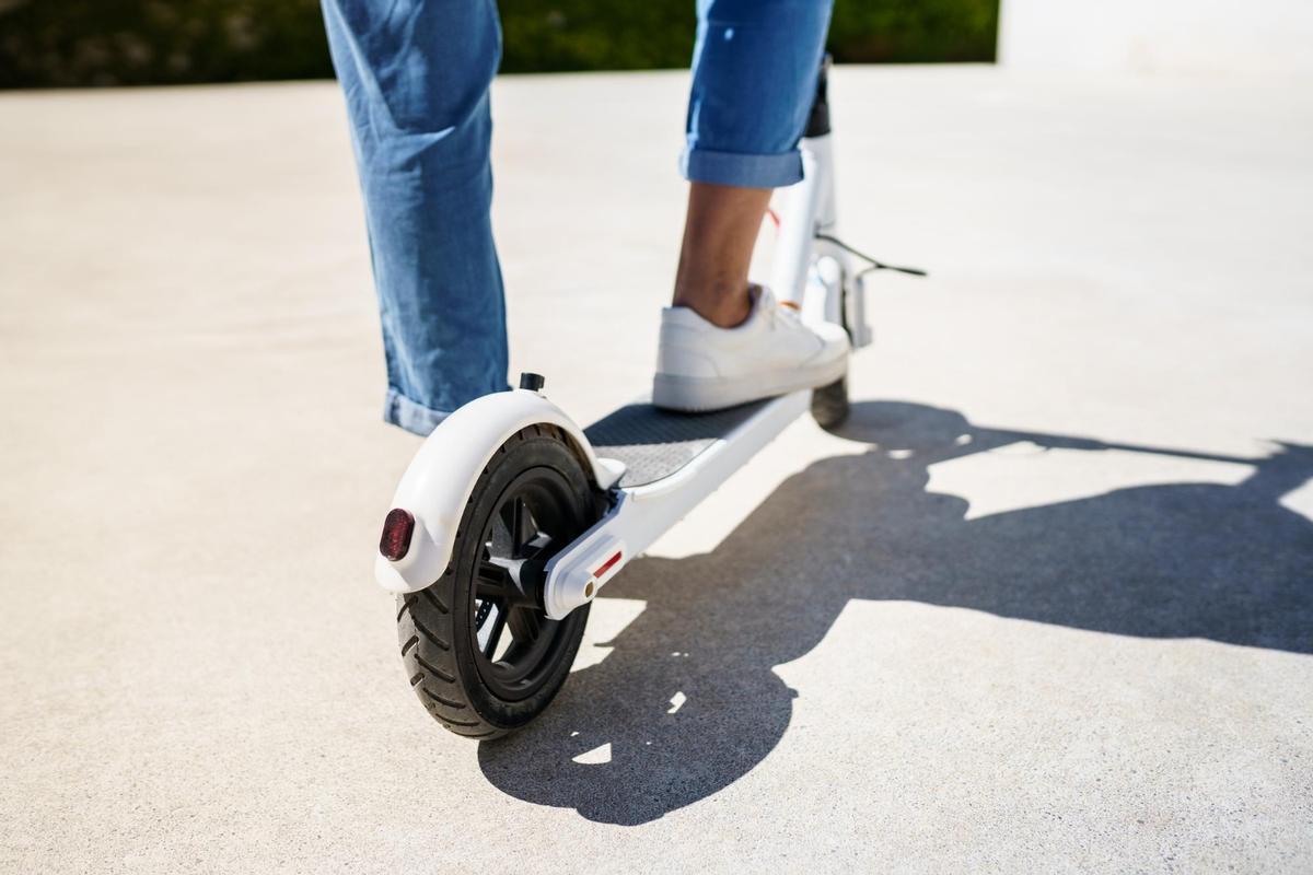 Un patinete eléctrico.
