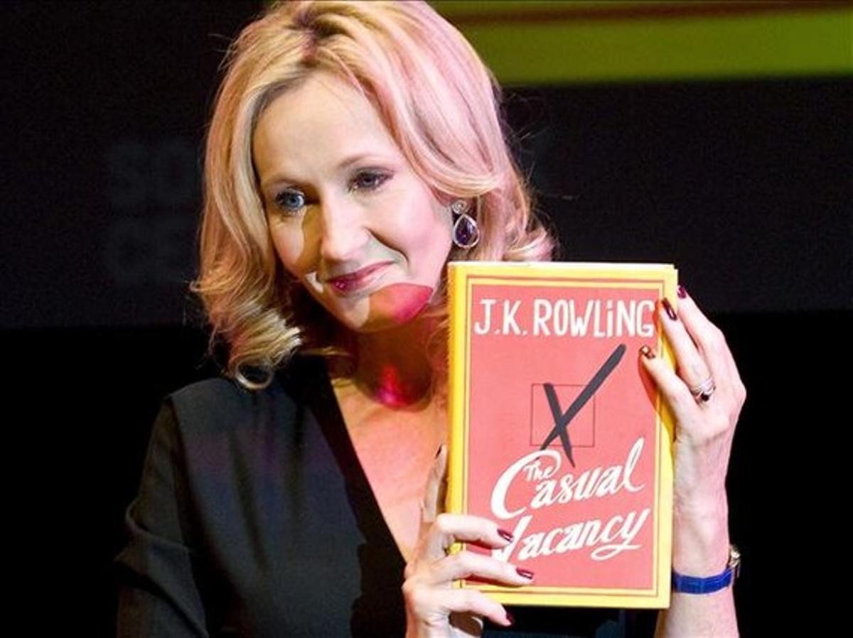 La escritora británica J. K. Rowling, el pasado septiembre, en Londres, durante la presentación de 'The casual vacancy'. 