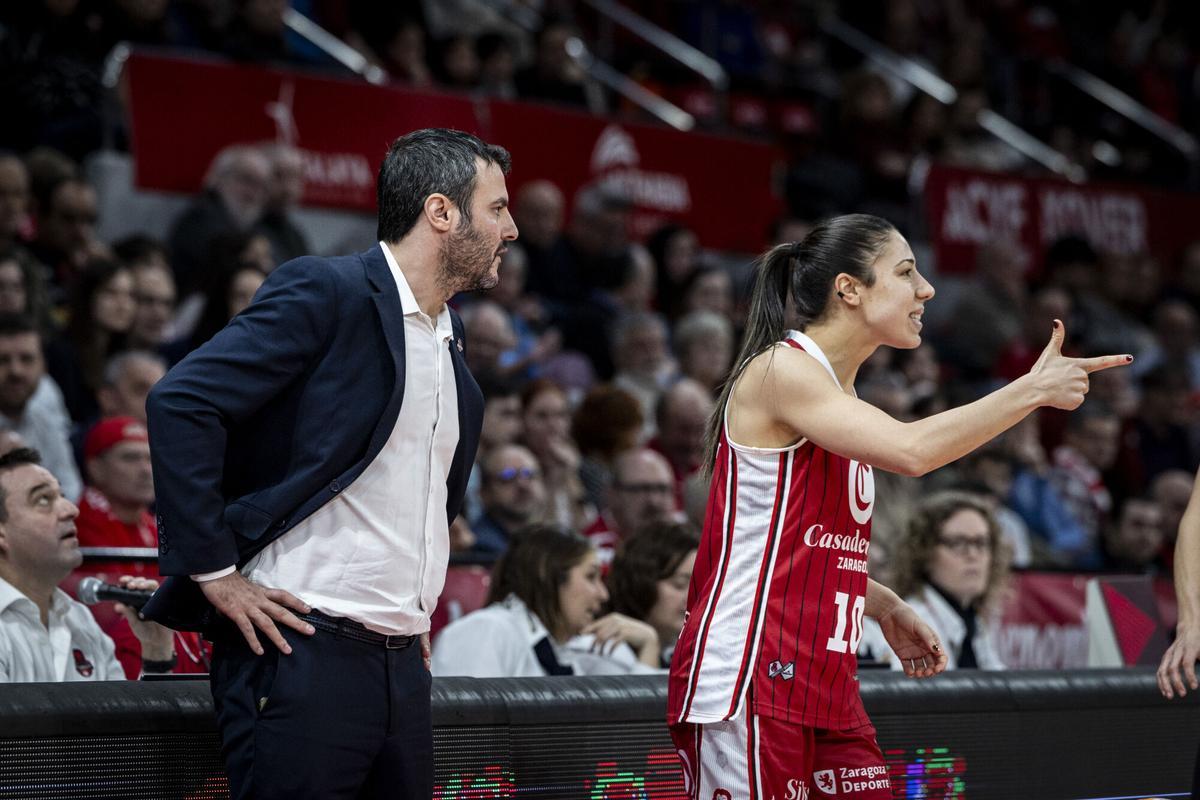 CASADEMONT ZARAGOZA - ARASKI DE LA LIGA FEMENINA EN EL PRINCIPE FELIPE