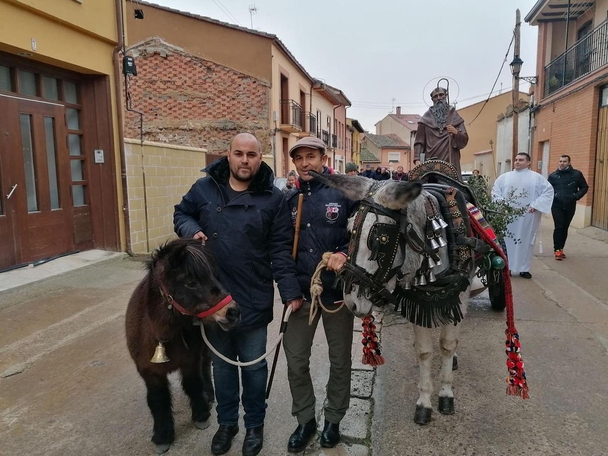 GALERÍA | San Antón procesiona por primera vez en Toro