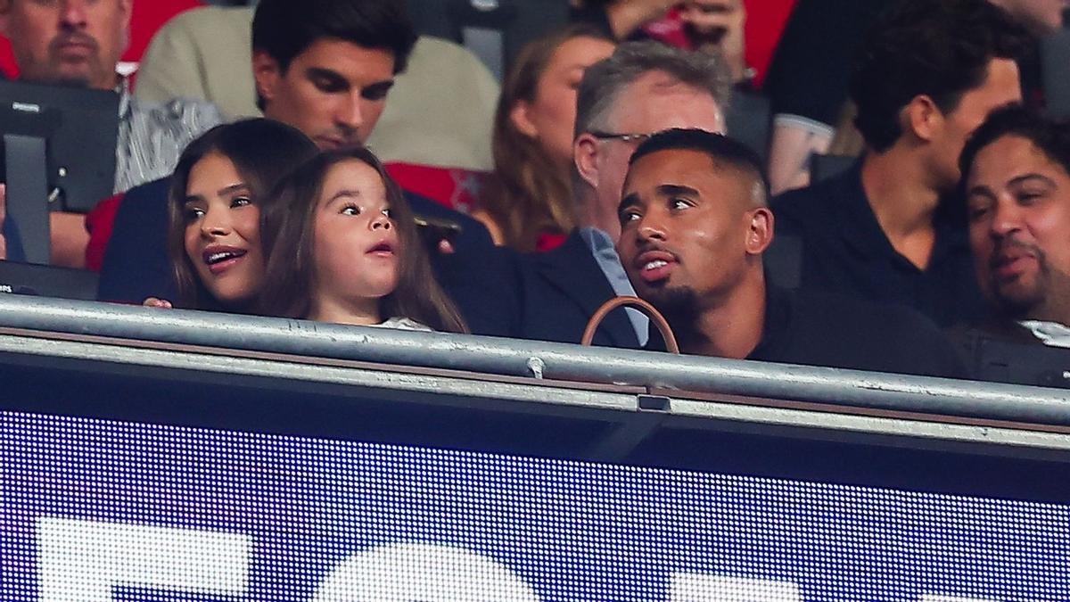 Gabriel Jesus, en el palco del Spotify Camp Nou