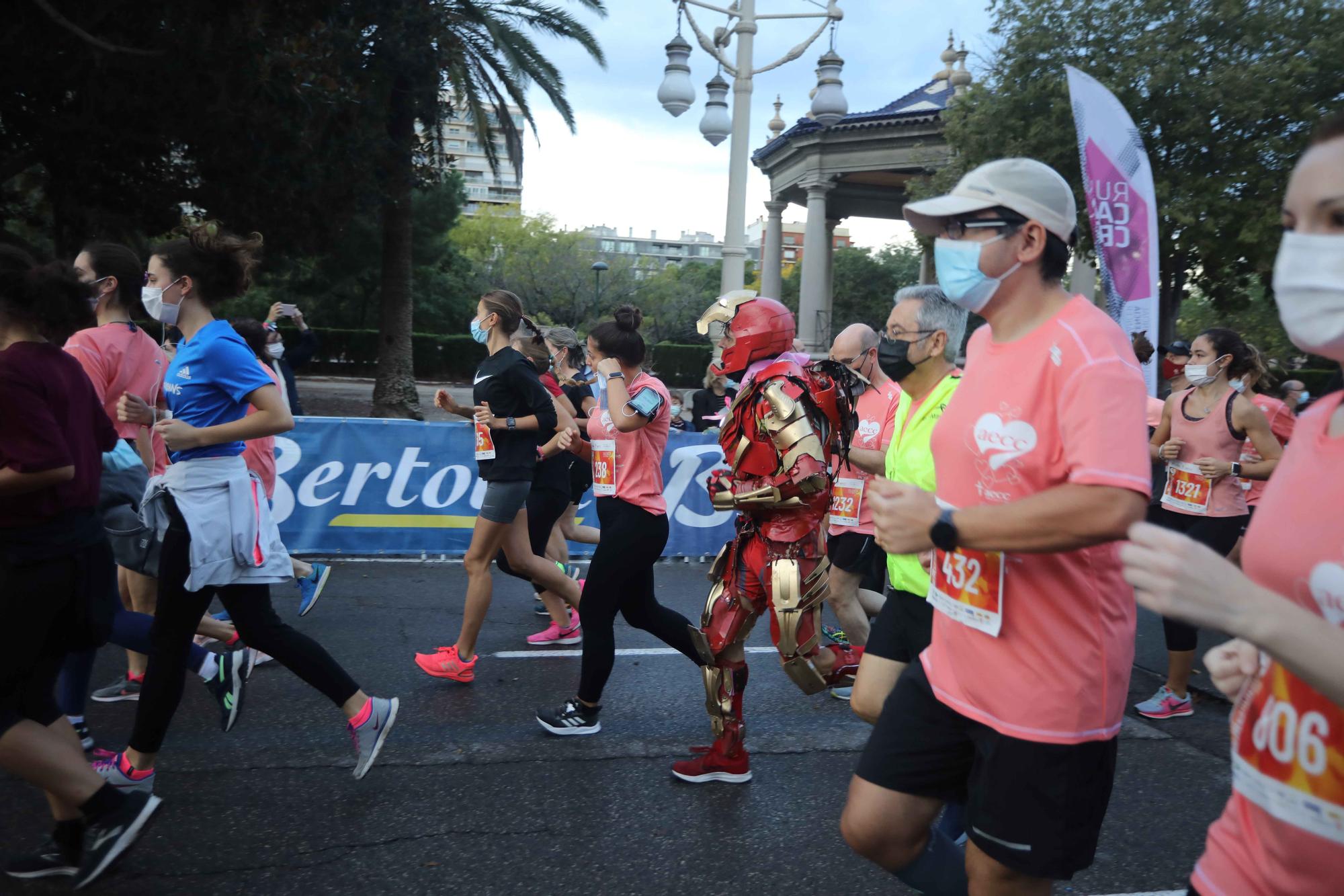 Búscate en la carrera contra el cáncer de València