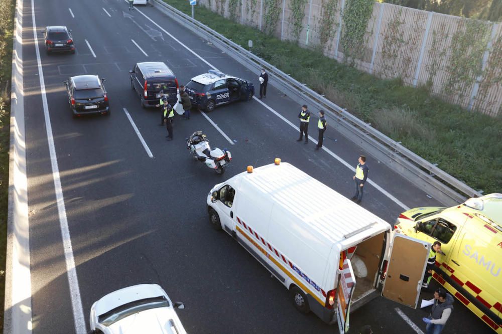 Muere un joven de 22 años tras precipitarse desde un puente a la Vía de Cintura