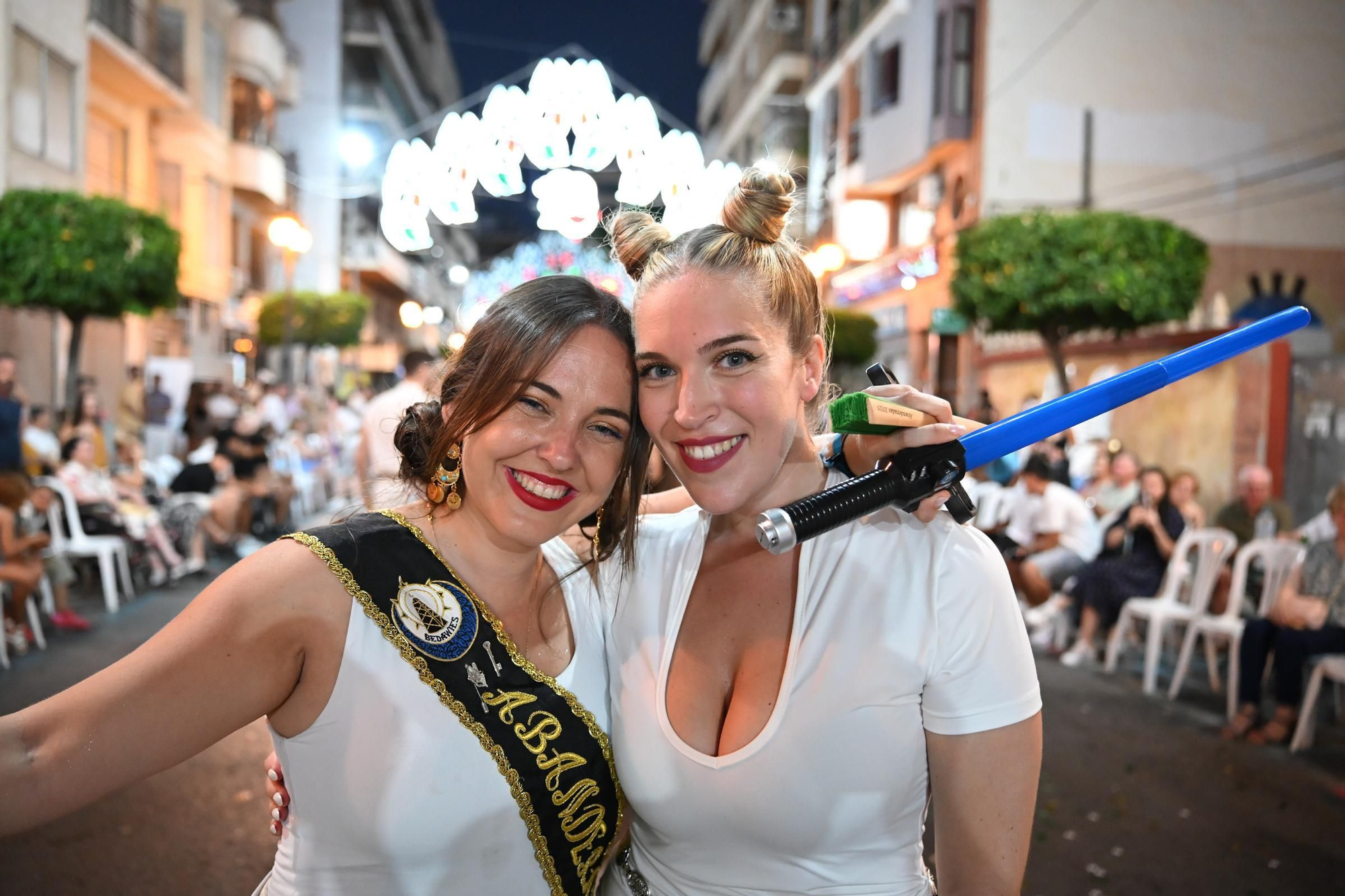 Las mejores imágenes de la Retreta de los Moros y Cristianos de Orihuela