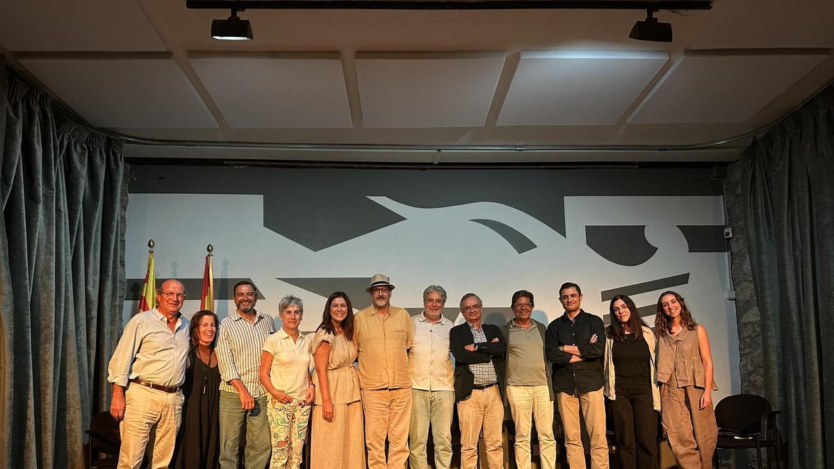 Foto de familia del Encuentro de Periodismo de Altura de Castejón de Sos.