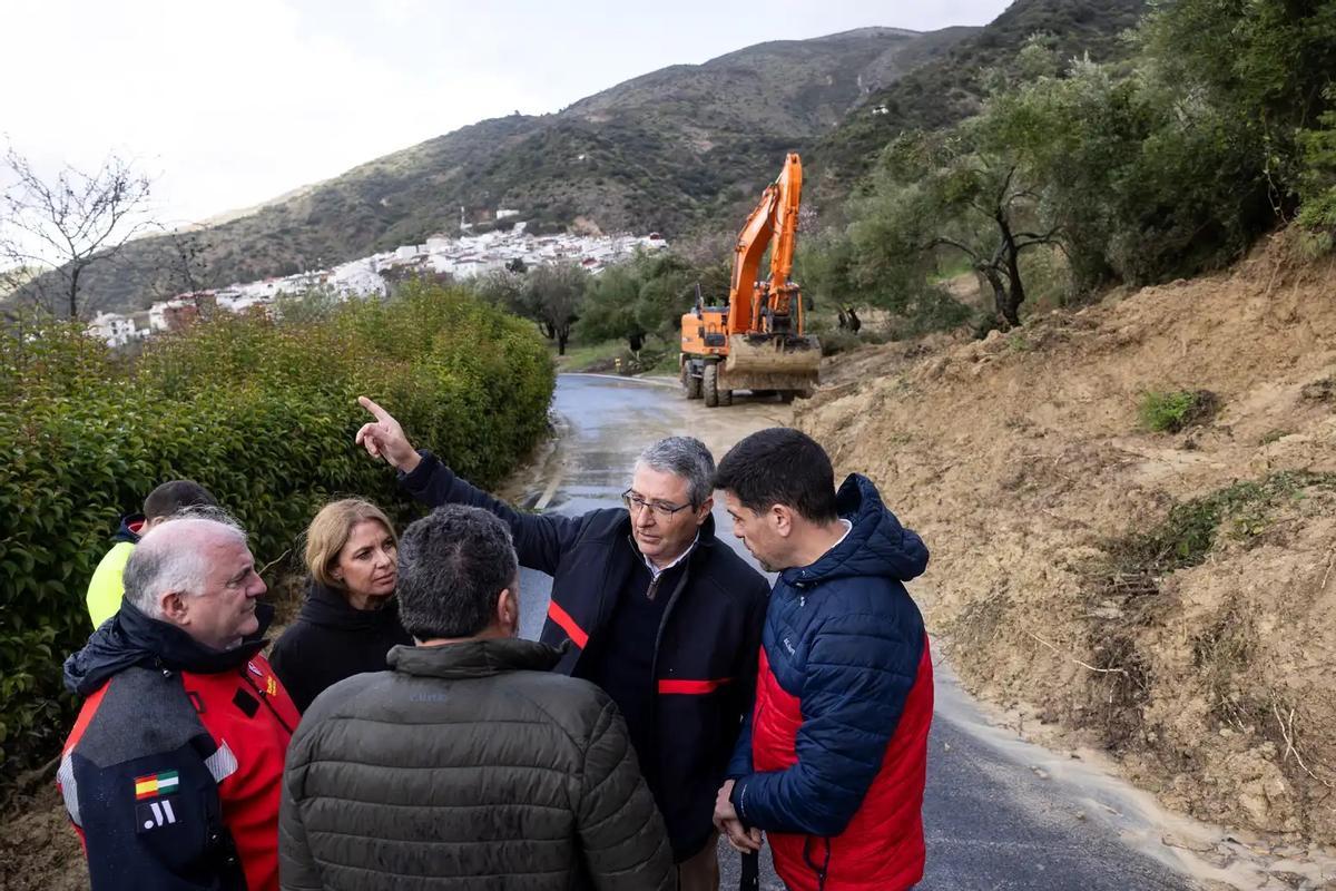 Francisco Salado visita varios municipios de la provincia con la intención de evaluar los daños provocados por la borrasca Leonardo.