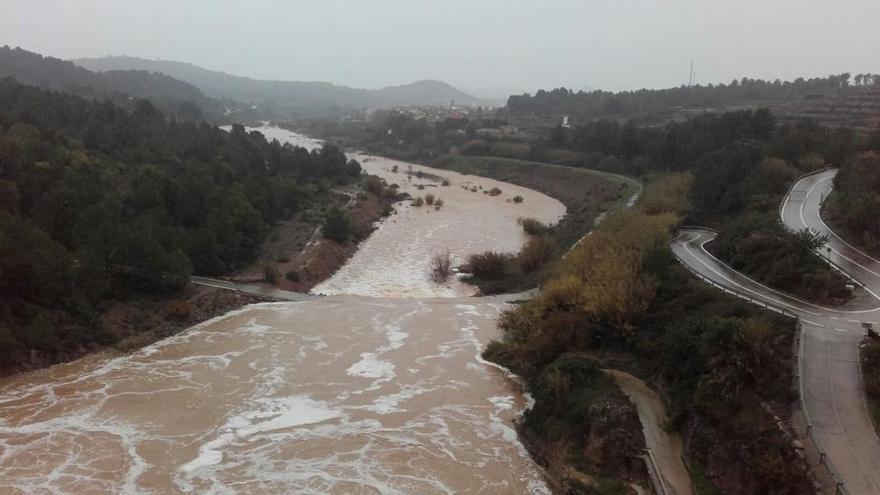 La presa de Algar se abre por lo peligroso del caudal