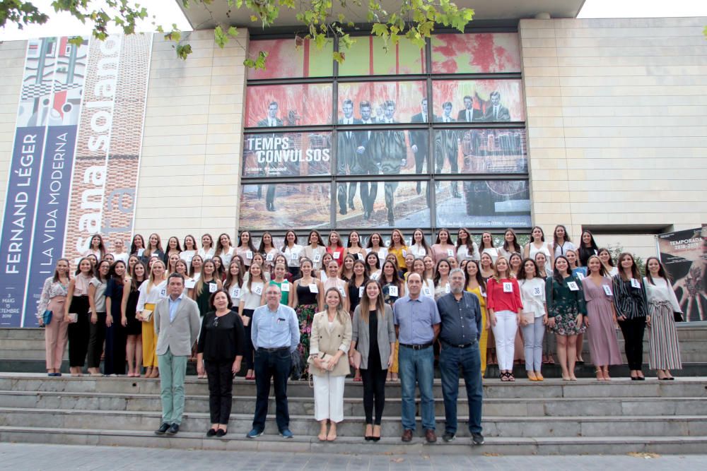 La aspirantes a fallera mayor de València visitan el IVAM