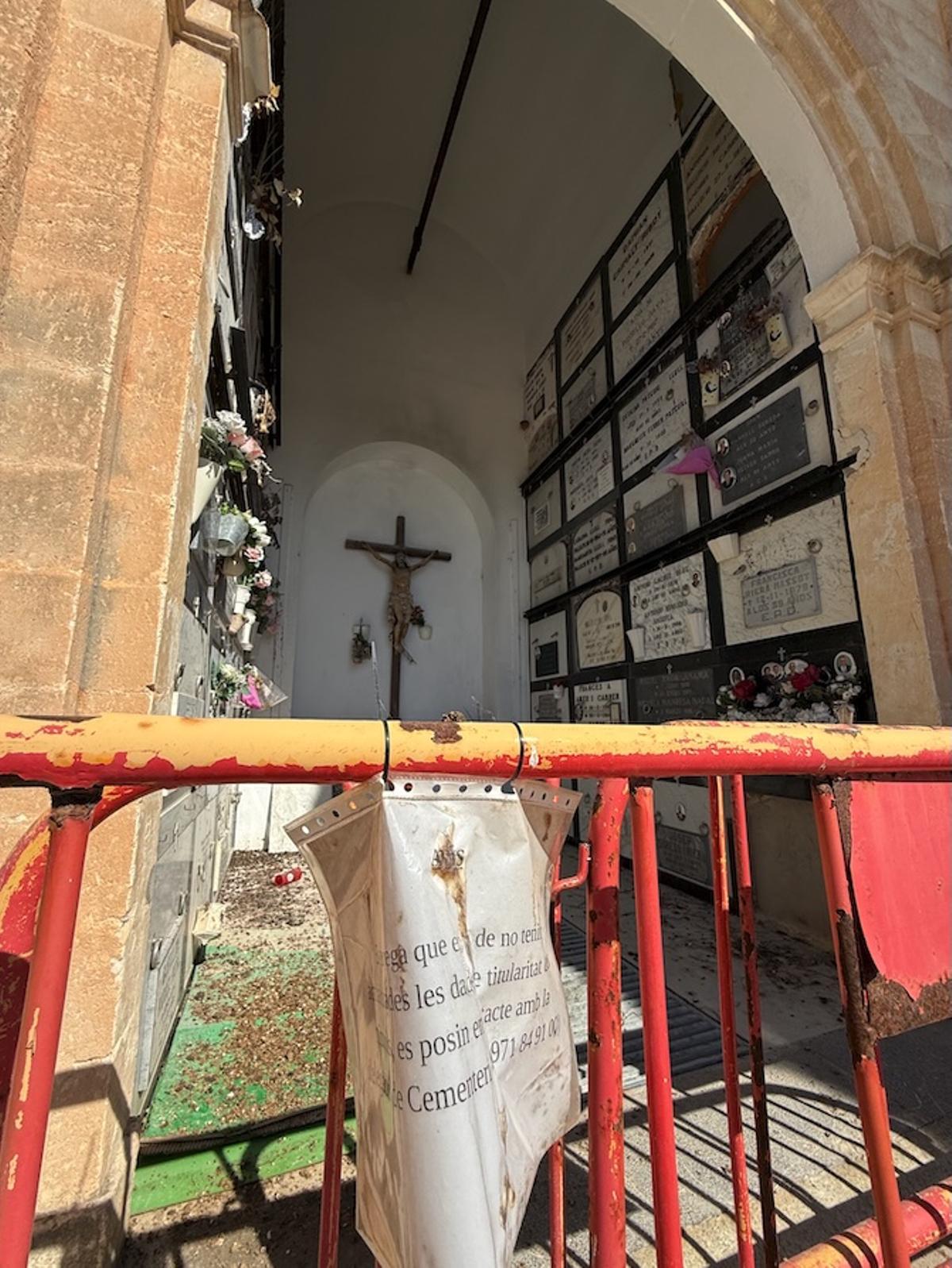 La zona clausurada del cementerio.