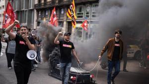 "Los vecinos de la Via Laietana estamos hartos de que nos corten la calle"