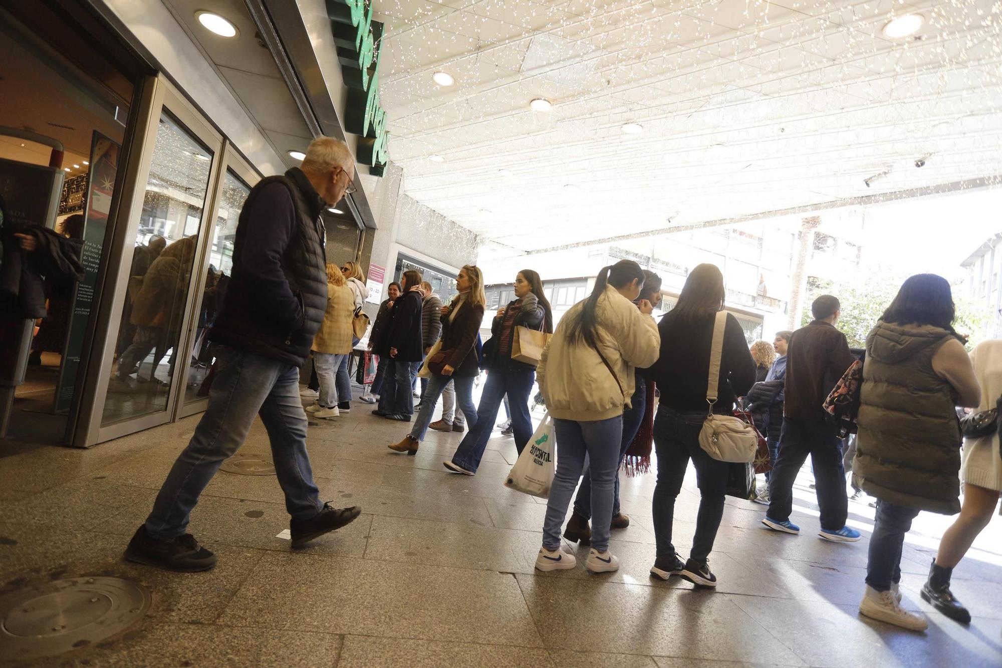 València, a reventar por la Navidad y el buen tiempo