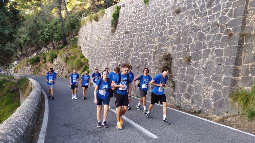 FOTOS | Casi 7.000 participantes en la tradicional caminata Des Güell a Lluc a Peu