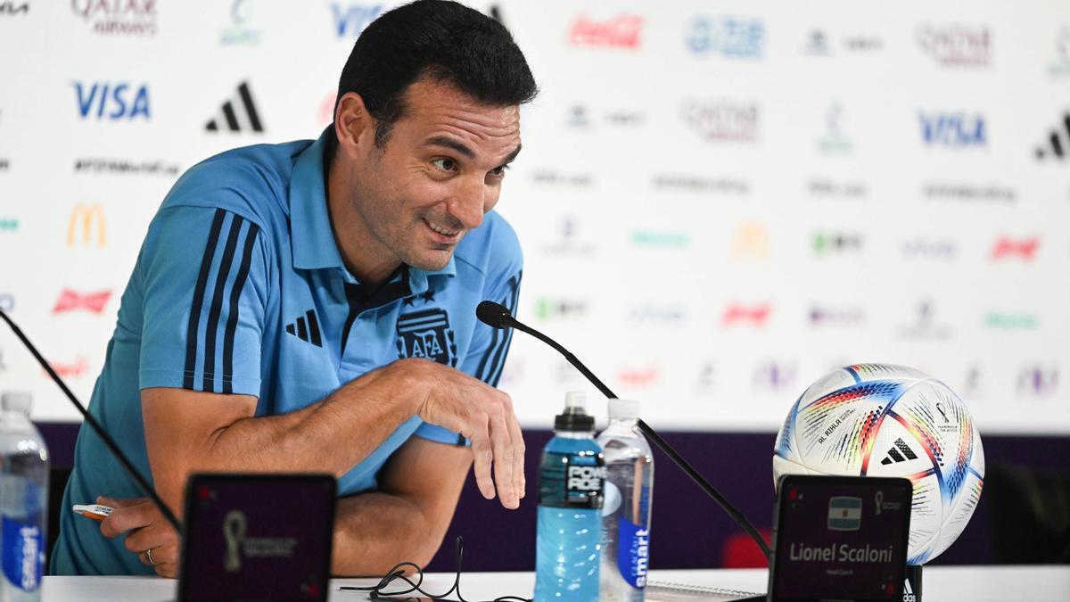 Lionel Scaloni, seleccionador de Argentina, en rueda de prensa en el Mundial de Catar