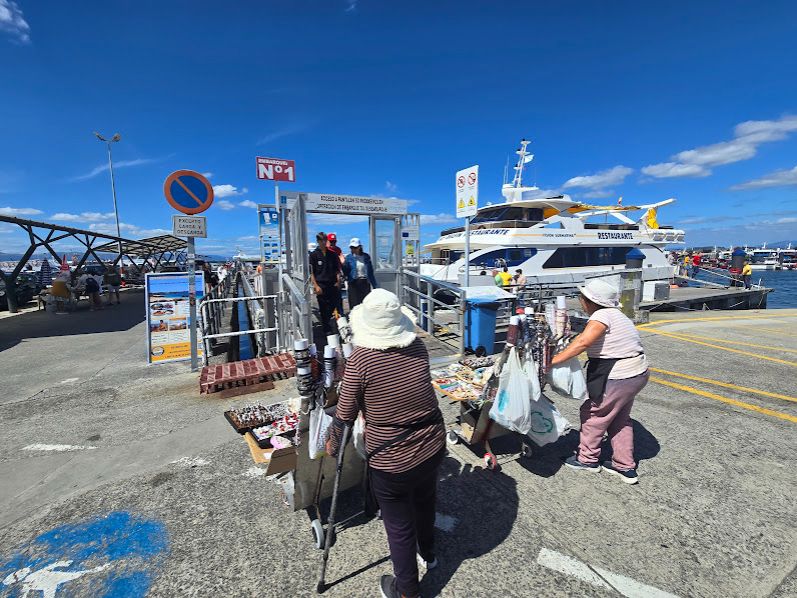Así se disfruta de los catamaranes de O Grove.