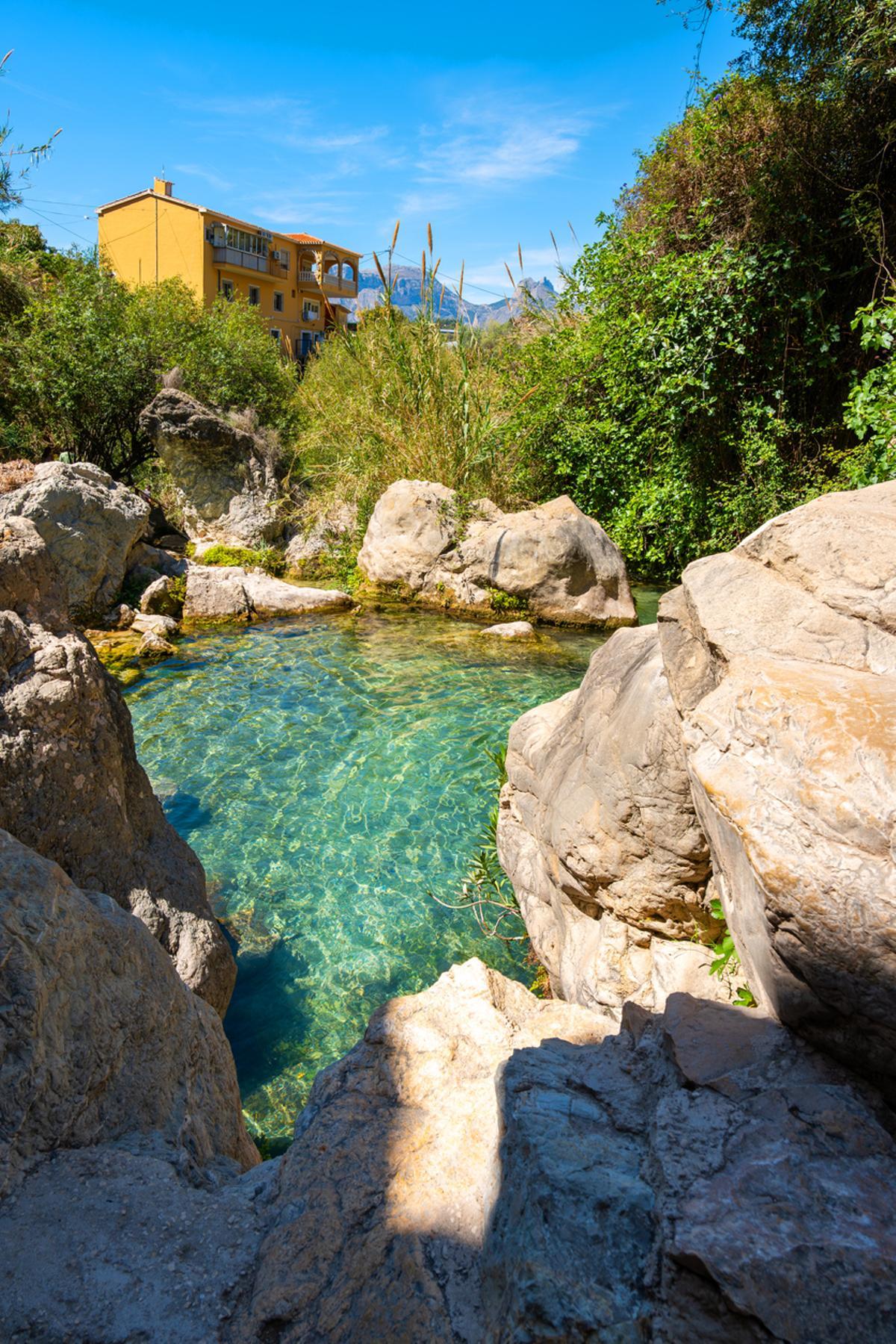 Lagos y Cascadas del Algar