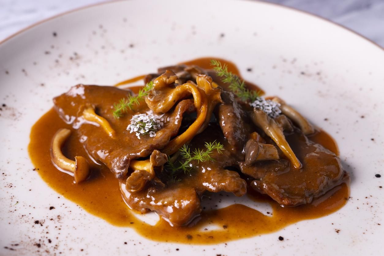 Fricandó de ternera con moixernons
