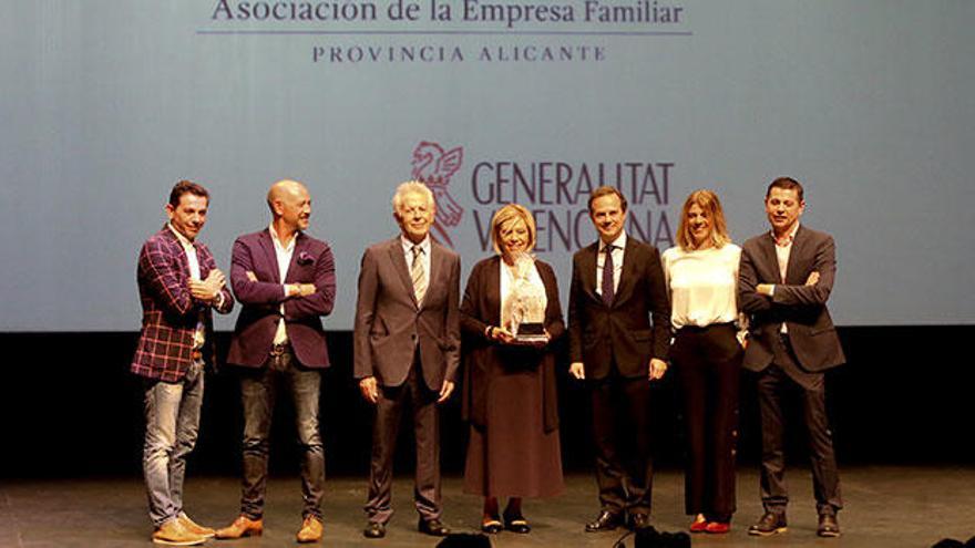 Gioseppo recibe el Premio de la Diputación de Alicante