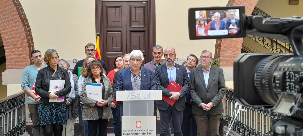 Manel Balcells i Díaz, durant l'atenció als mitjans de comunicació a la seu del Departament