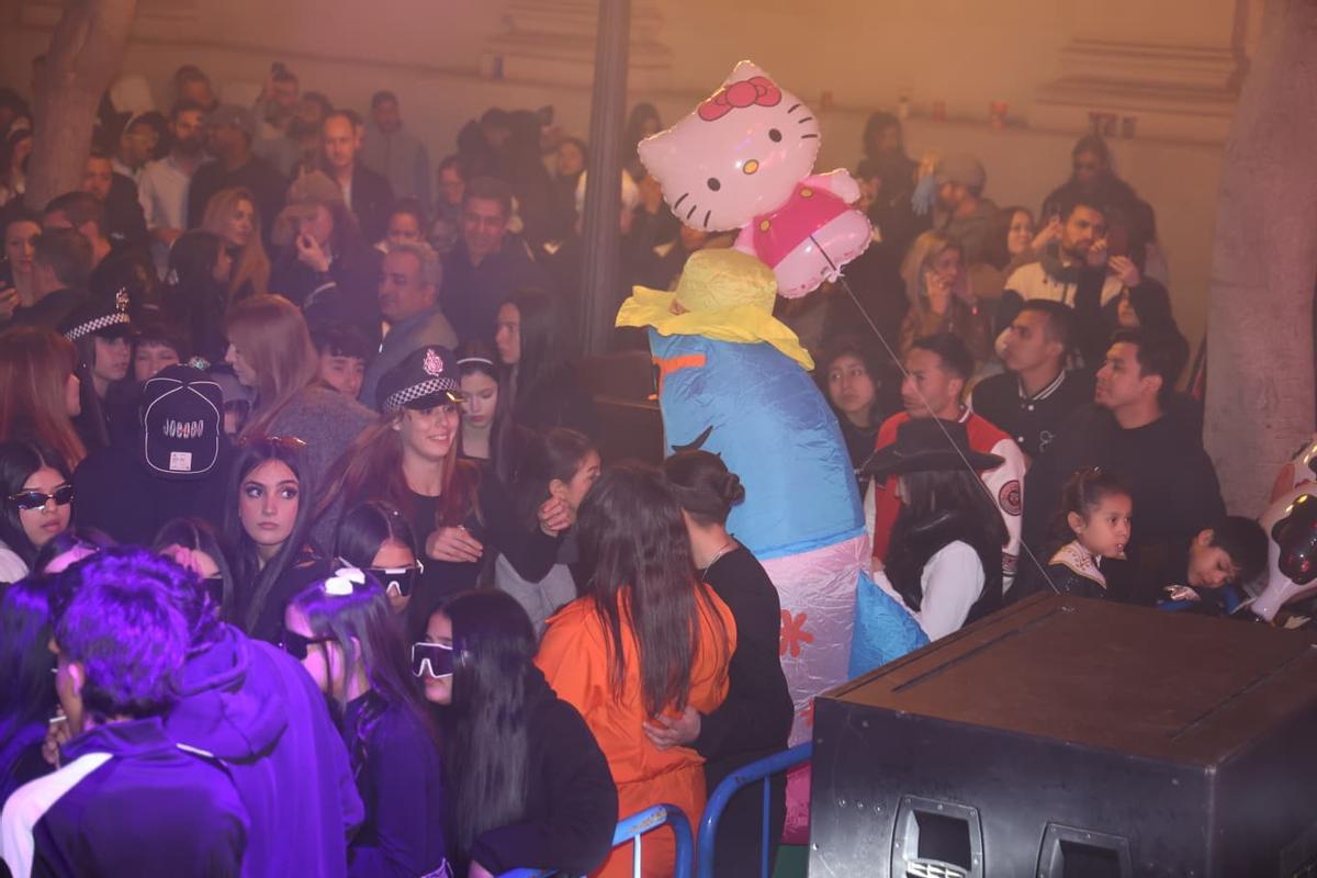 Viernes Ramblero: un Carnaval atípico llena las calles de Alicante