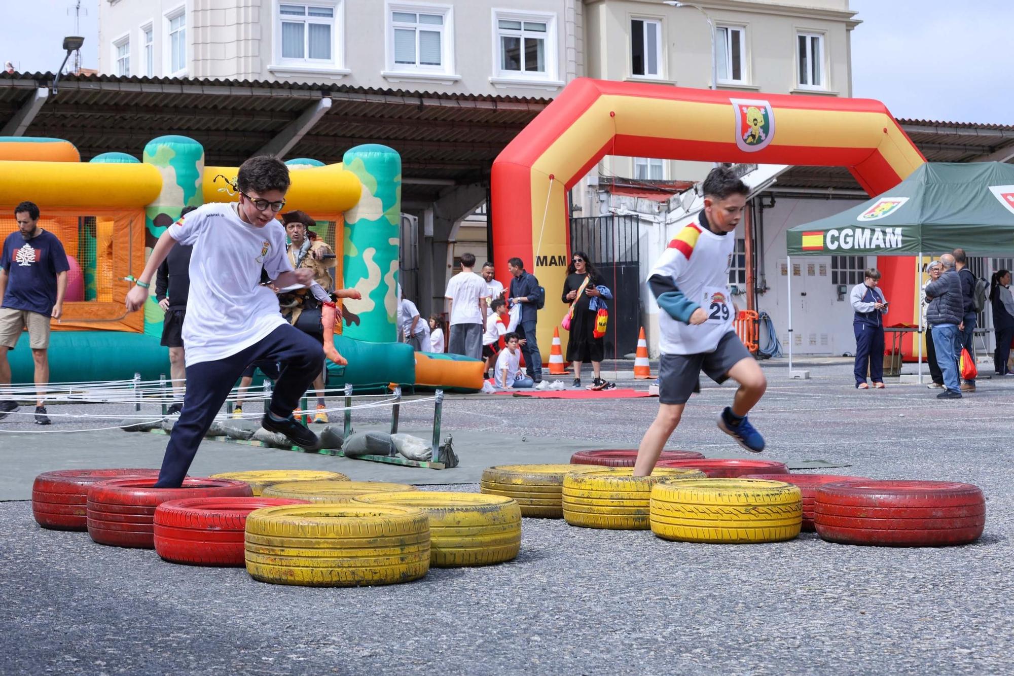 Carrera infantil en el Día de las Fuerzas Armadas en A Coruña