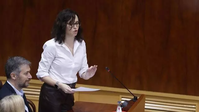 Ayuso defiende a Ana Millán en la Asamblea de Madrid y se ensaña con la "izquierda extrema caviar"