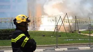 El rugido de la pólvora toma Garbinet en la última mascletà antes del inicio de las Hogueras