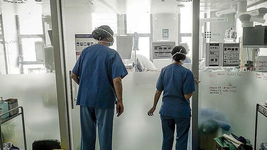 Salud busca desesperadamente enfermeras fuera de las bolsas - Diario de  Ibiza