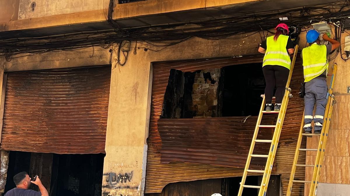 Així han quedat els baixos ocupats en el barri de Benicalap