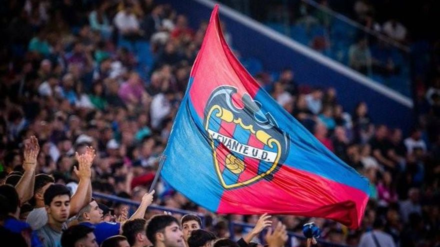 El Levante prioriza a los abonados que más han viajado en el reparto de entradas para Burgos