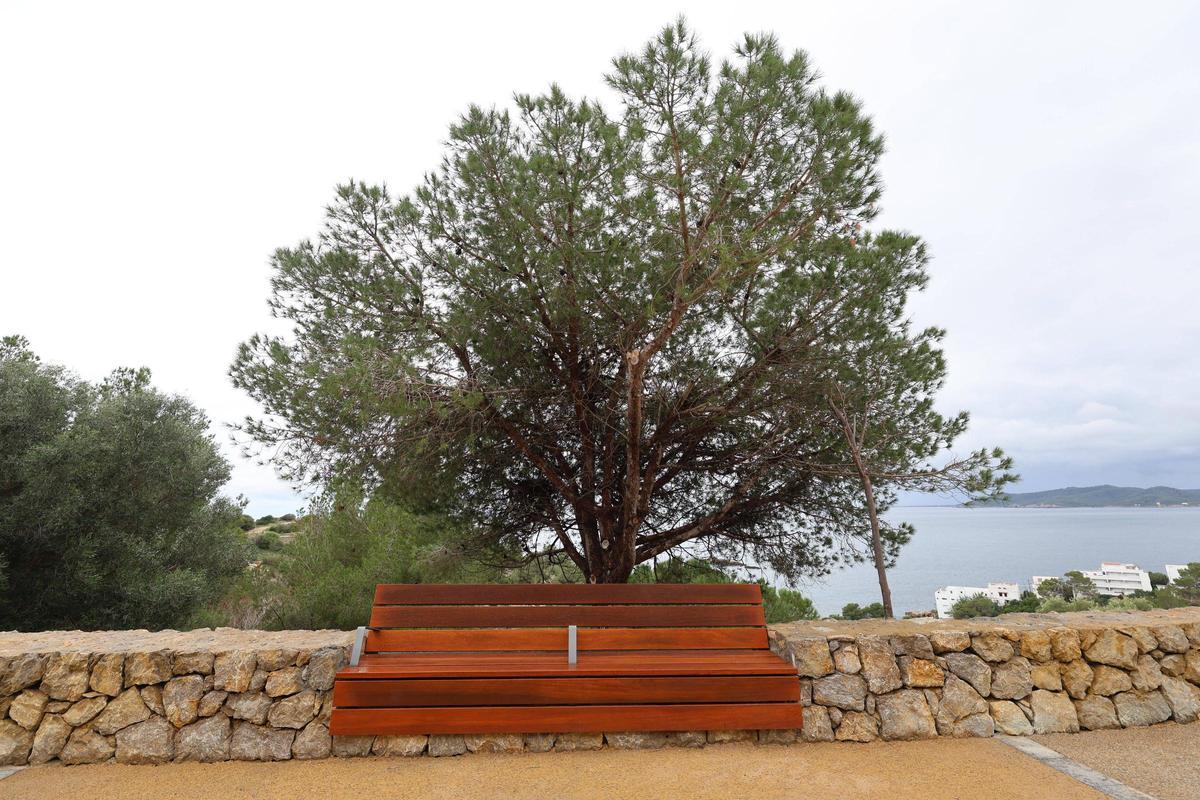 Las fotos de la inauguración del paseo de acceso al Parador de Ibiza es Soto