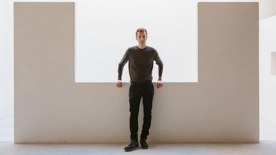 El director de la nueva galería, Antoni Ferrer. | ELISABETH SALCEDO