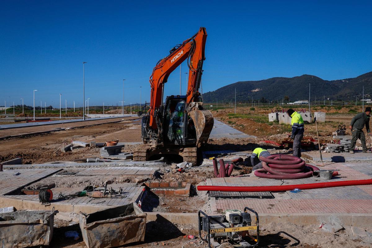 Córdoba. Viviendas de nueva construcción, obras, pisos, bloques. Huerta Santa Isabel Oeste