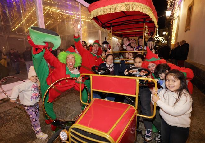 Baiona enciende sus luces de Navidad.