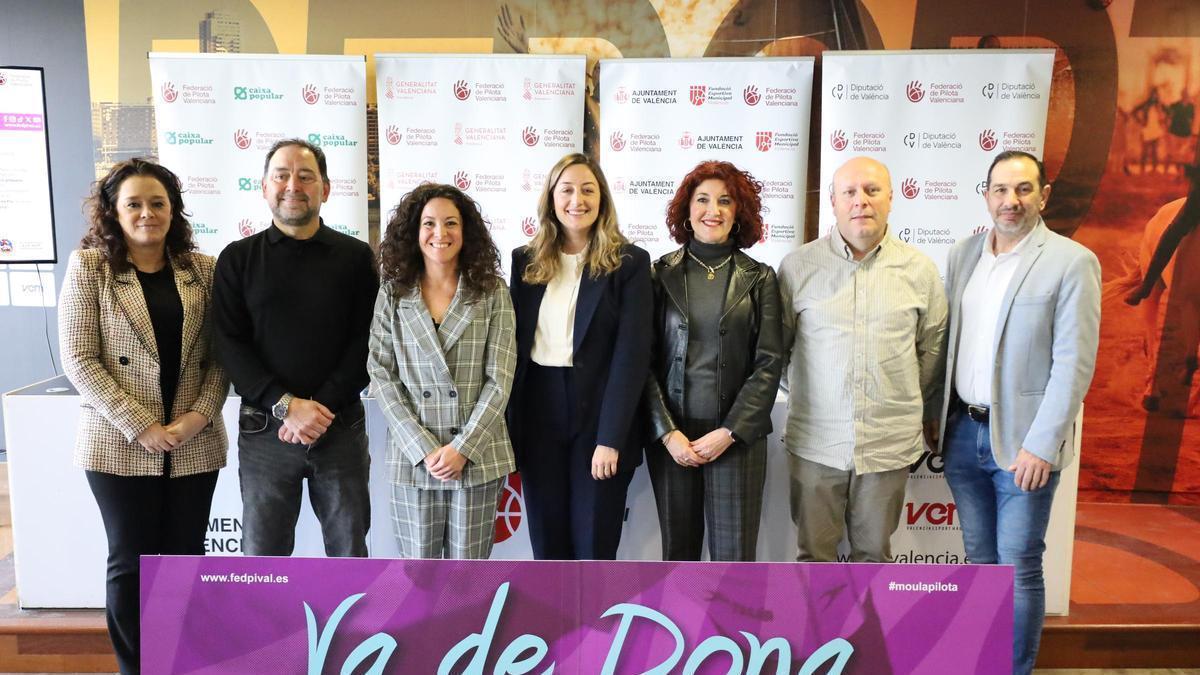Cristina Pérez, Tino Bendicho, Belén Puchal, Rocío Gil, Imma González, Carlos Bermell i José Manuel Alberich.