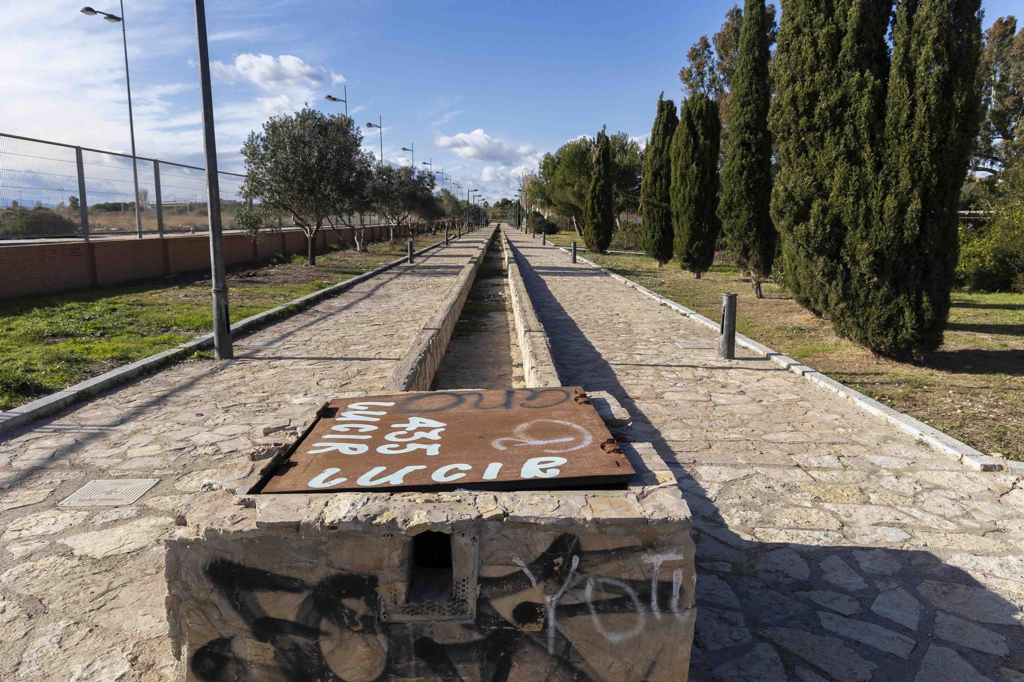 El abandono toma este parque en Nazaret