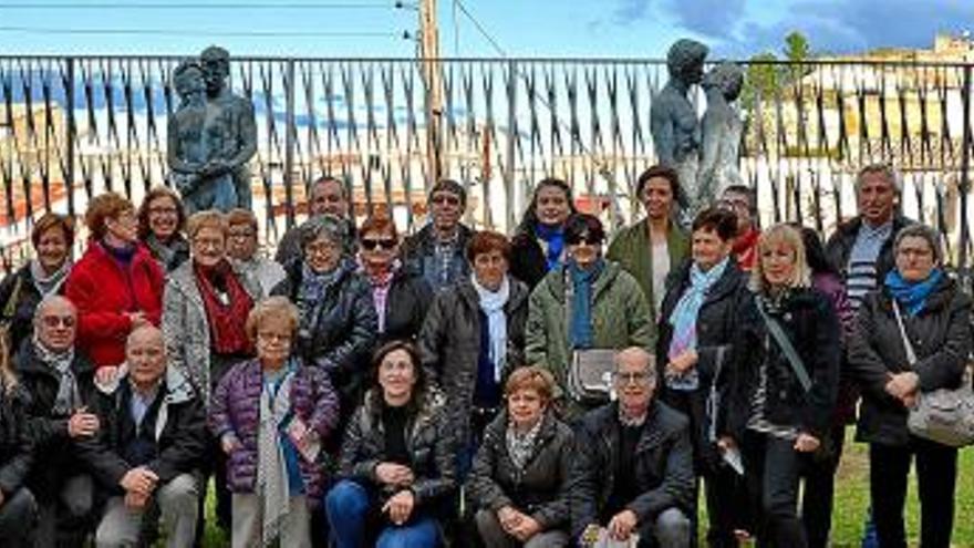 Súria va tancar la setmana contra la violència masclista amb una visita a Tortosa