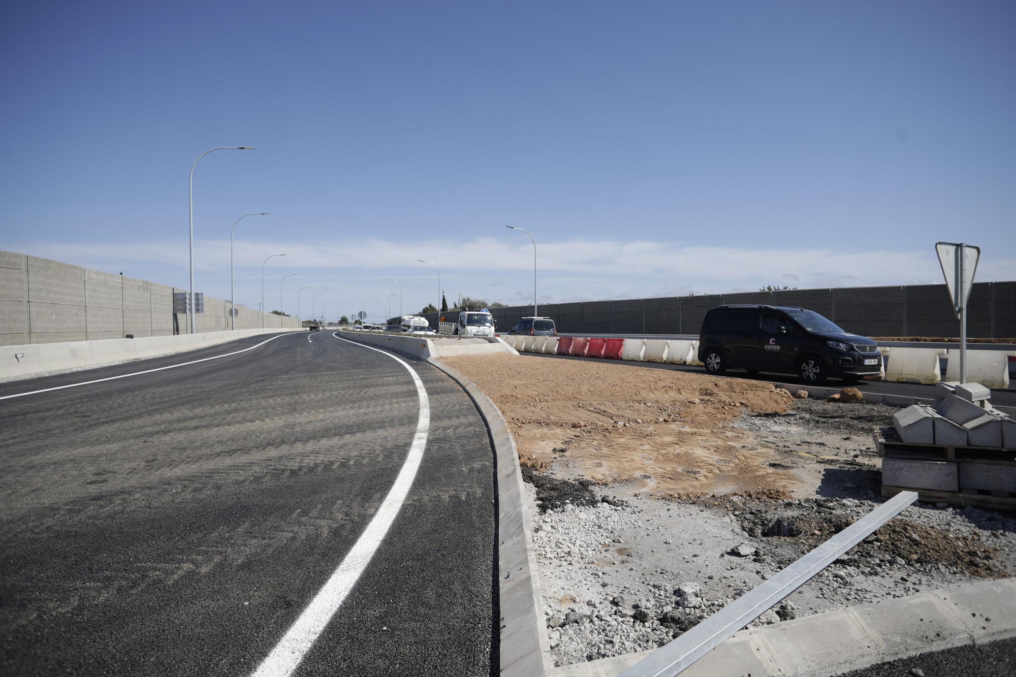 La reducción de nueve metros de ancho de la autopista de Campos se queda en uno